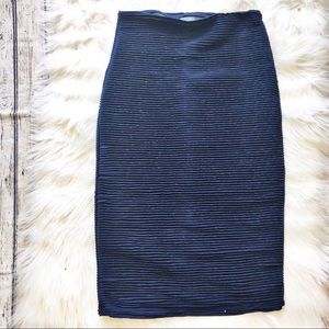 Soprano Navy Blue Ribbed Stretch Skirt Size Small